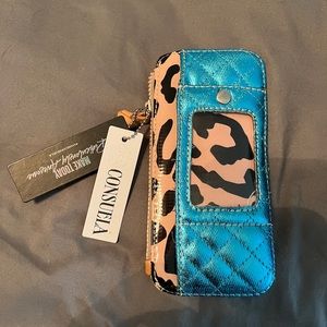 Consuela card organizer